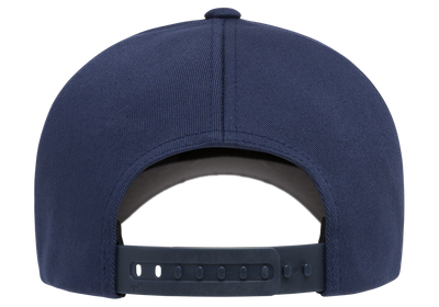 Marinblå Flexfit 6277 Adjustable 110 med snapbackstängning, sedd bakifrån