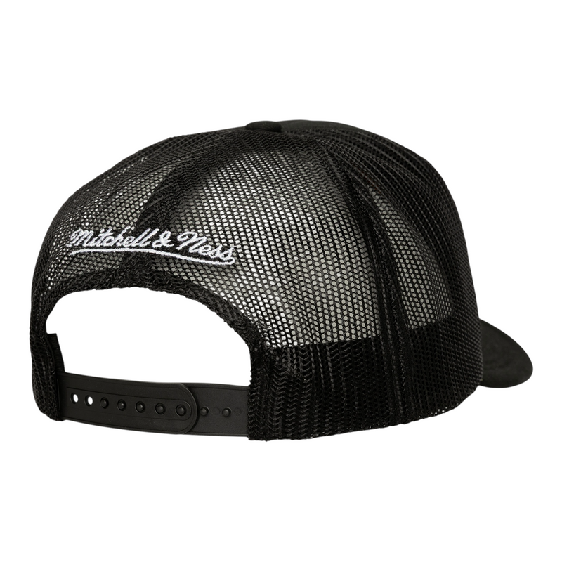 Boston Bruins Evergreen Trucker Mitchell & Ness Black