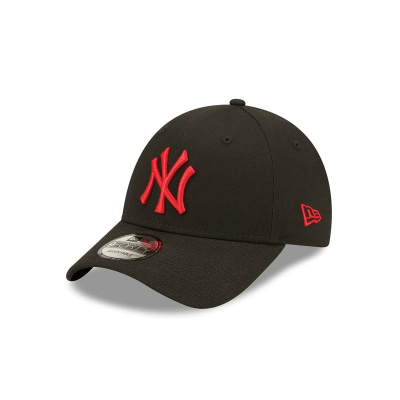 9forty New York Yankees Essential Black/Red- New Era