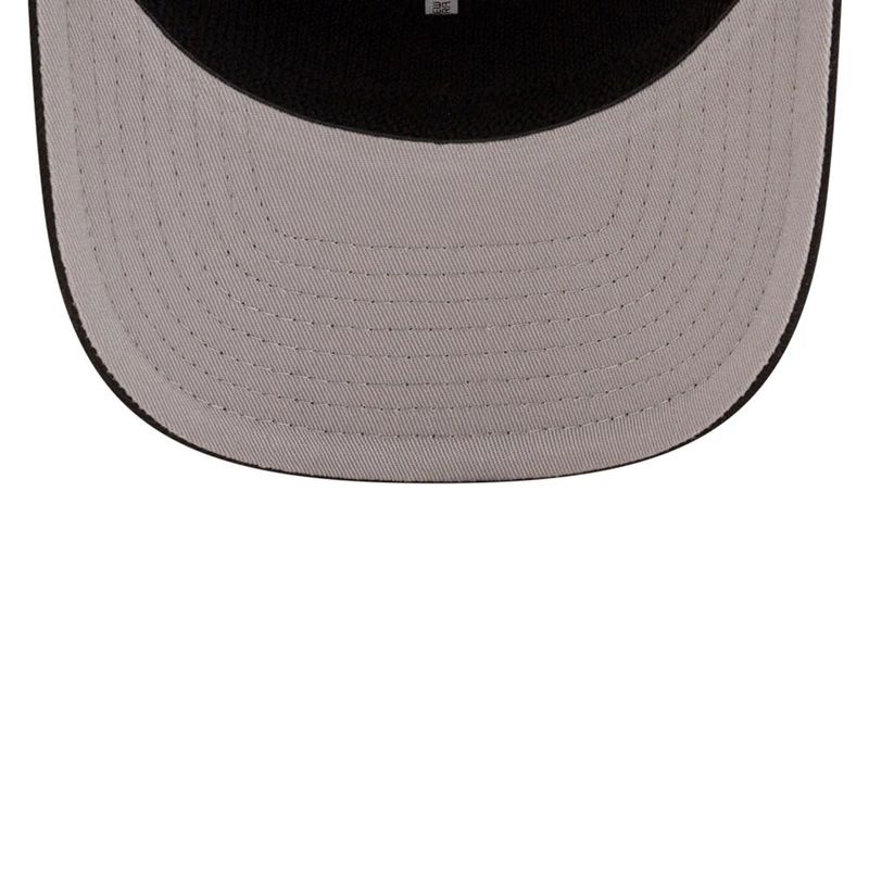 Boston Bruins NHL 9SEVENTY Stretch Snap Black