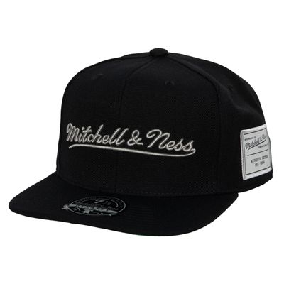 Branded Dynasty Fitted Branded Cap Black - Mitchell & Ness