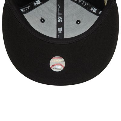 Chicago White Sox Cooperstown Metallic Black 59FIFTY Fitted Cap - New Era