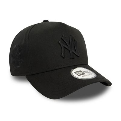 New York Yankees Monochrome Black 9FORTY E-Frame Adjustable Cap - New Era