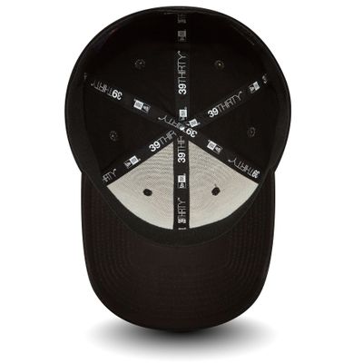 LA Dodgers Essential Black On Black 39THIRTY Cap - New Era