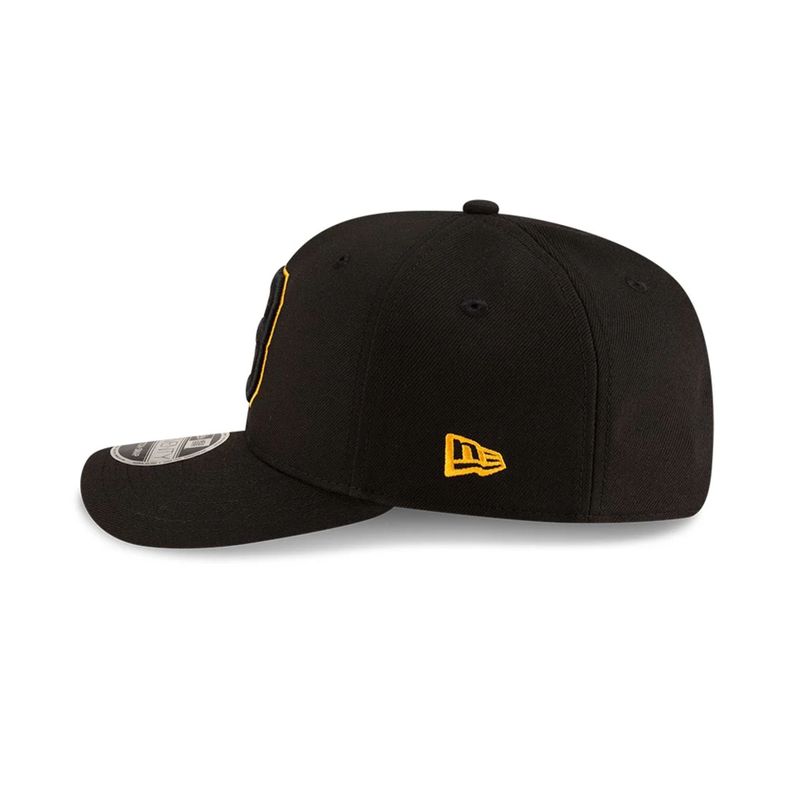 Boston Bruins NHL 9SEVENTY Stretch Snap Black
