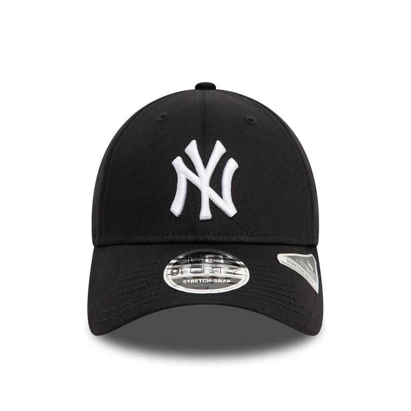 New York Yankees MLB Black 9FORTY Stretch Snap Adjustable Cap - New Era