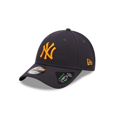 9forty NY Yankees League Essential Navy/Gold REPREVE® - New Era