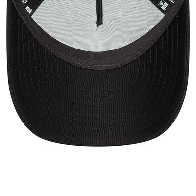 Manchester United FC Youth Wordmark Black E-Frame 9FORTY Trucker Cap