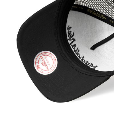 Velvet Trucker Black - Mitchell & Ness