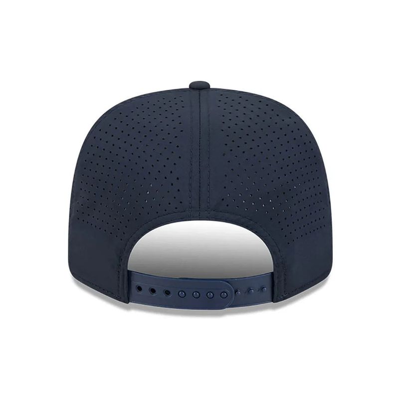 9Seventy Perforated New York Yankees Stretch Snap Navy - New Era