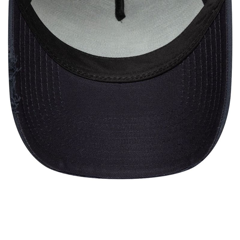 New Era Oval Canvas Distress Trucker Navy
