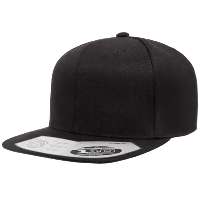 110 Fitted Snapback Black - Flexfit