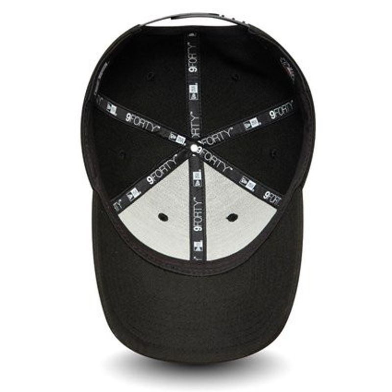 9forty New York Yankees POP Logo Black/Gold REPREVE® - New Era