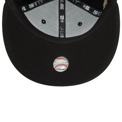 New York Yankees Cooperstown Metallic Black 59FIFTY Fitted Cap - New Era