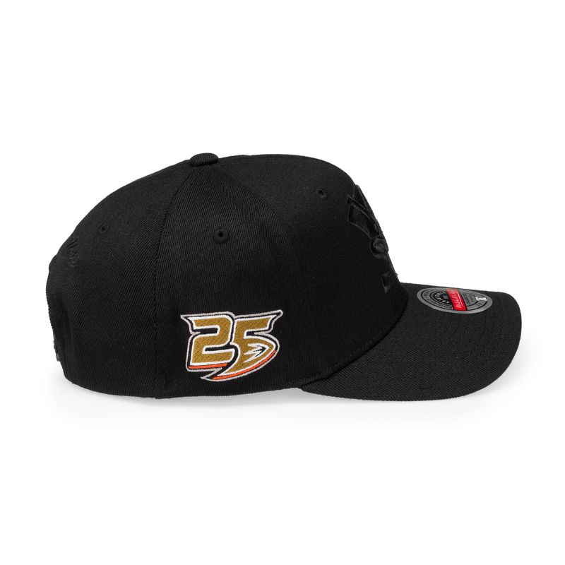 Anaheim Ducks NHL Black/Black Red Classic - Mitchell & Ness