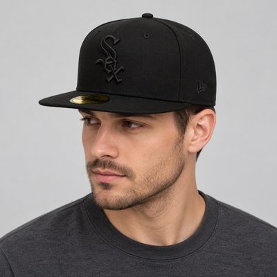 New Era 59FIFTY Chicago White Sox Black on Black