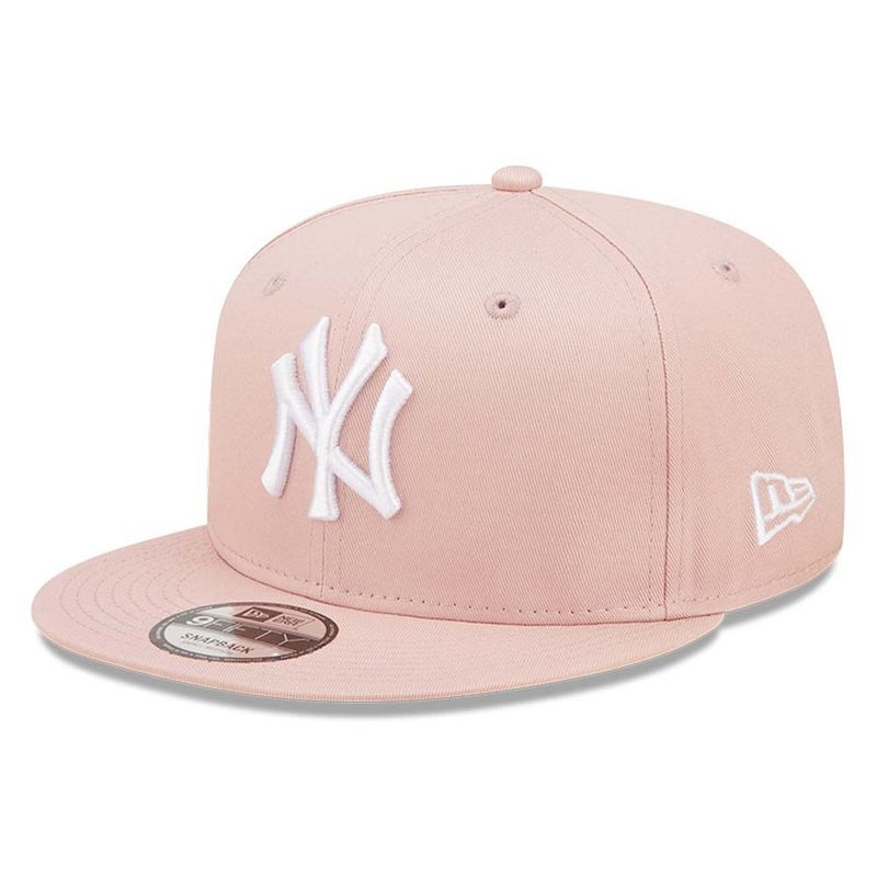 New York Yankees League Essential Pink 9FIFTY Snapback - New Era