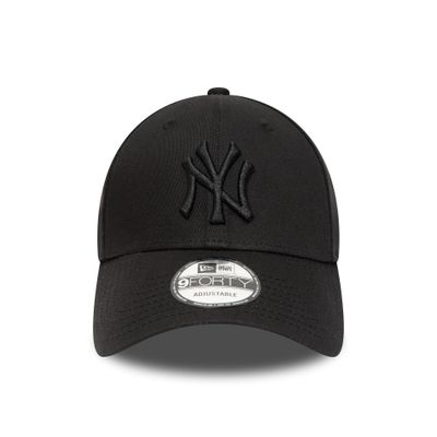 New York Yankees Essential Black 9FORTY Cap - New Era