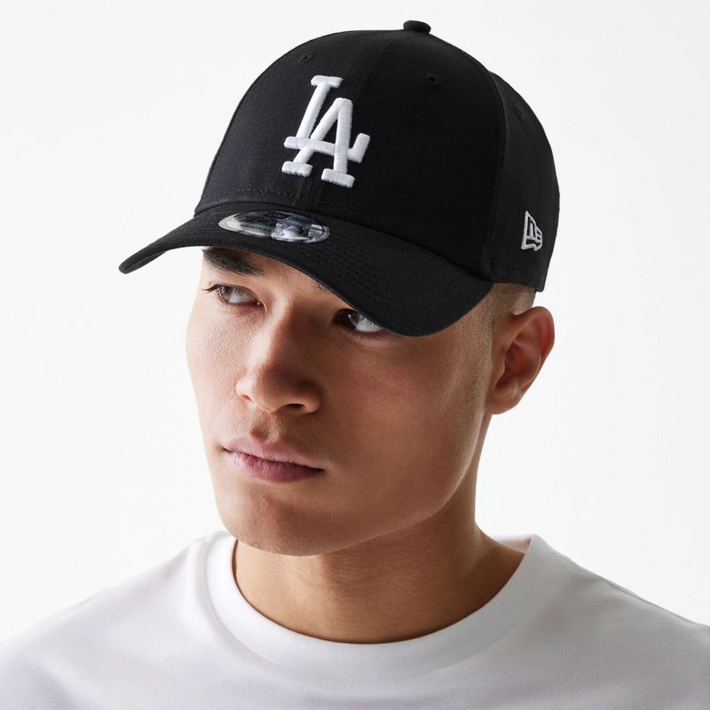 LA Dodgers Essential Black 9FORTY Cap - New Era
