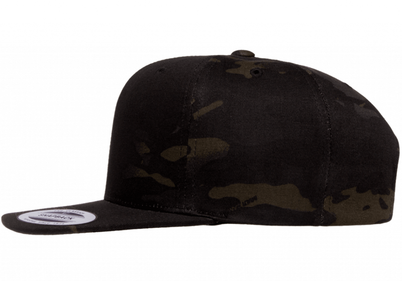 YP Classics Multicam Snapback Black 6089MC från Yupoong