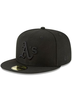 New Era 59FIFTY Oakland Athletics MLB Black on Black Svart New Era 59FIFTY Oakland Athletics MLB Black on Black med tonad A’s-logga och rak skärm