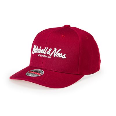 Mitchell & Ness Pinscript Stretch Snapback 6HSRLINTL230-MNNBUWH Mitchell & Ness keps med vit Pinscript-brodyr framtill i burgundy färg