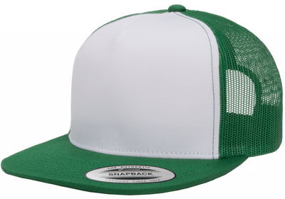Yupoong Classic Trucker White Green truckerkeps med vit front, grön skärm och grön mesh baktill