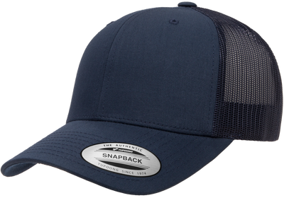 Yupoong Kids Retro Trucker Navy Yupoong Kids Retro Trucker Navy navyblå truckerkeps för barn med mesh baktill och böjd skärm