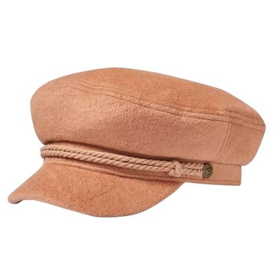 skepparmössa i rose gold med dekorativt rep framtill