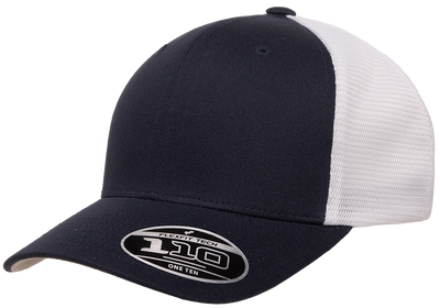 Flexfit 110 Mesh Navy White Flexfit 110 Mesh truckerkeps i marinblått och vitt med böjd skärm, ventilerande mesh baktill och snapback-stängning.