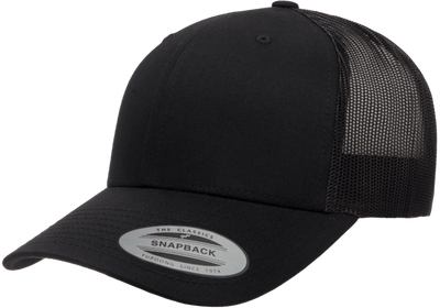 Yupoong Kids Trucker Black 6606 Svart Yupoong Kids Trucker Black 6606 med böjd skärm, svart front och svart nätpanel baktill
