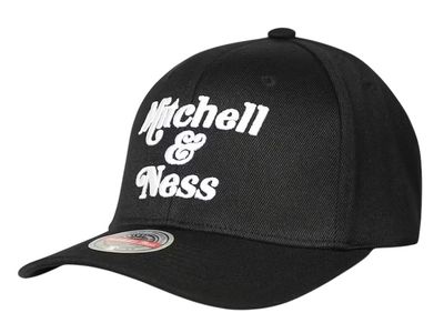 Mitchell & Ness Own Brand Black White med svart krona, vit broderad logotyp och justerbar snapback baktill.