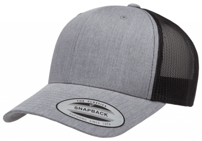 Yupoong Retro Trucker Heather Grey Black gråmelerad truckerkeps med svart mesh baktill och böjd skärm