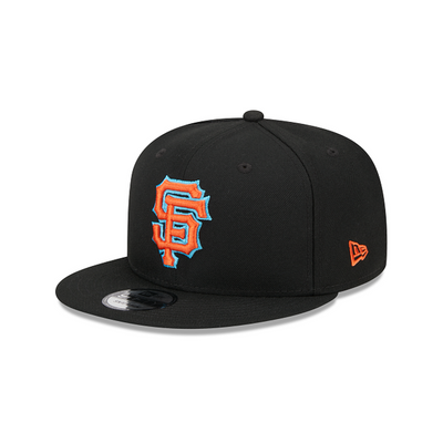 New Era 9FIFTY San Francisco Giants Fathers Day Black New Era SF Giants snapback keps 9FIFTY Black med broderad logga, sidopatch och platt skärm.